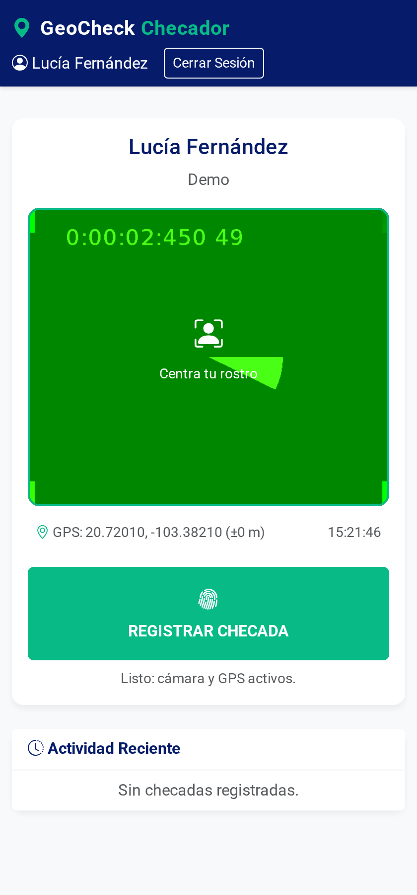 Pantalla de registro de asistencia de GeoCheck en un teléfono, con NIP, cámara y GPS activos